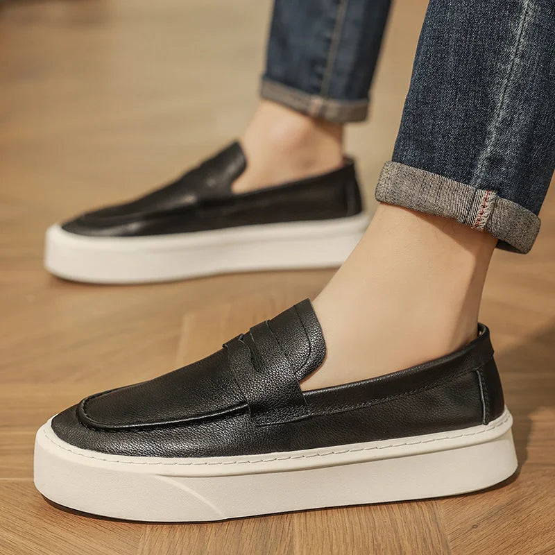 Outdoor New Men's Leather Loafers Round -Toed Thick-Soled Casual Comfortable And Versatile Shoe Classic Anti -Slip Walking Shoes