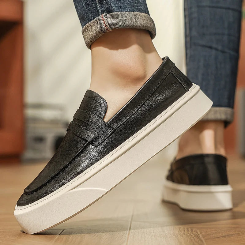 Outdoor New Men's Leather Loafers Round -Toed Thick-Soled Casual Comfortable And Versatile Shoe Classic Anti -Slip Walking Shoes